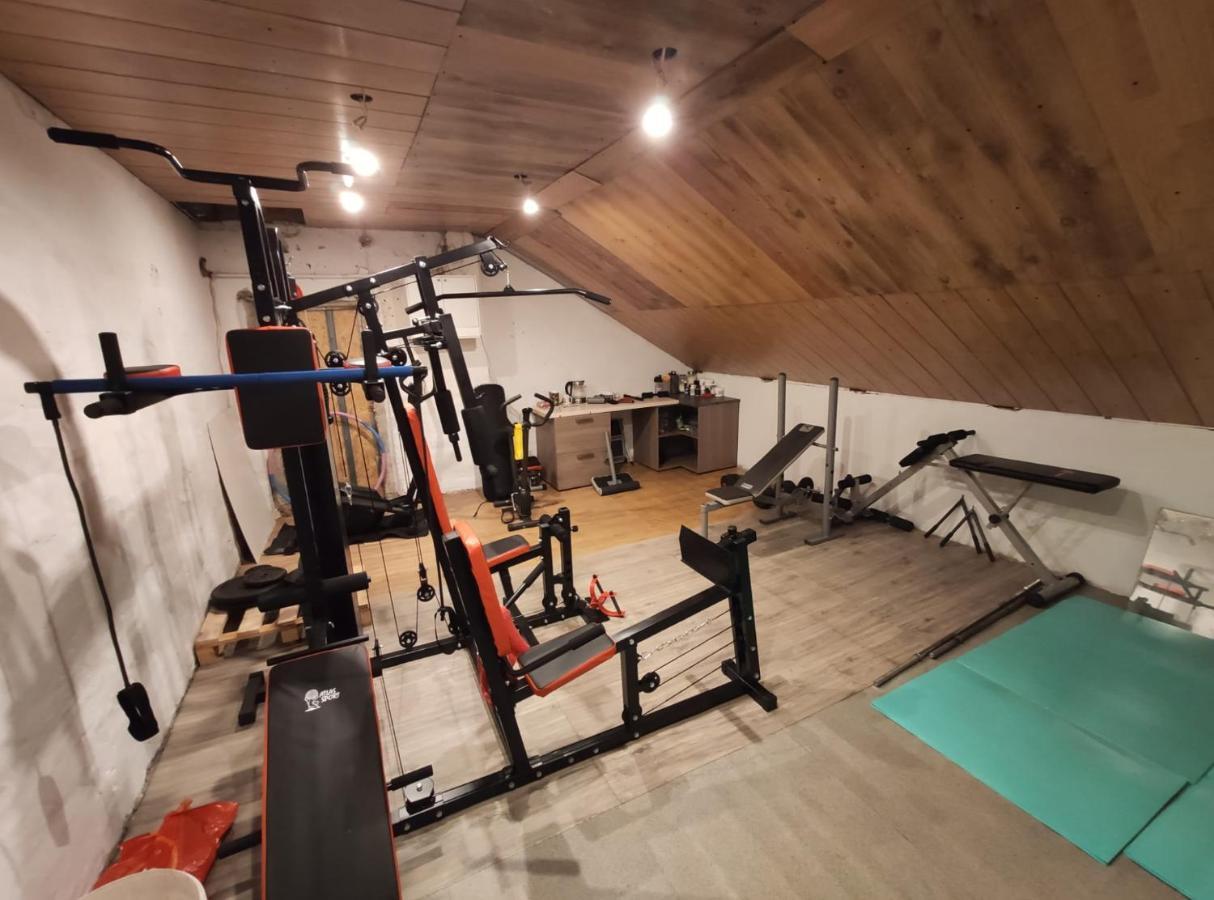 Przestronny Apartament +Silownia Бытом Экстерьер фото